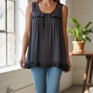 [XL]Eyeshadow Sleeveless Gray Black metallic Top with Lace Detail